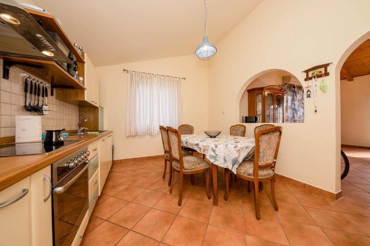 Nikolina Rab Apartments Rab Town Esterno foto